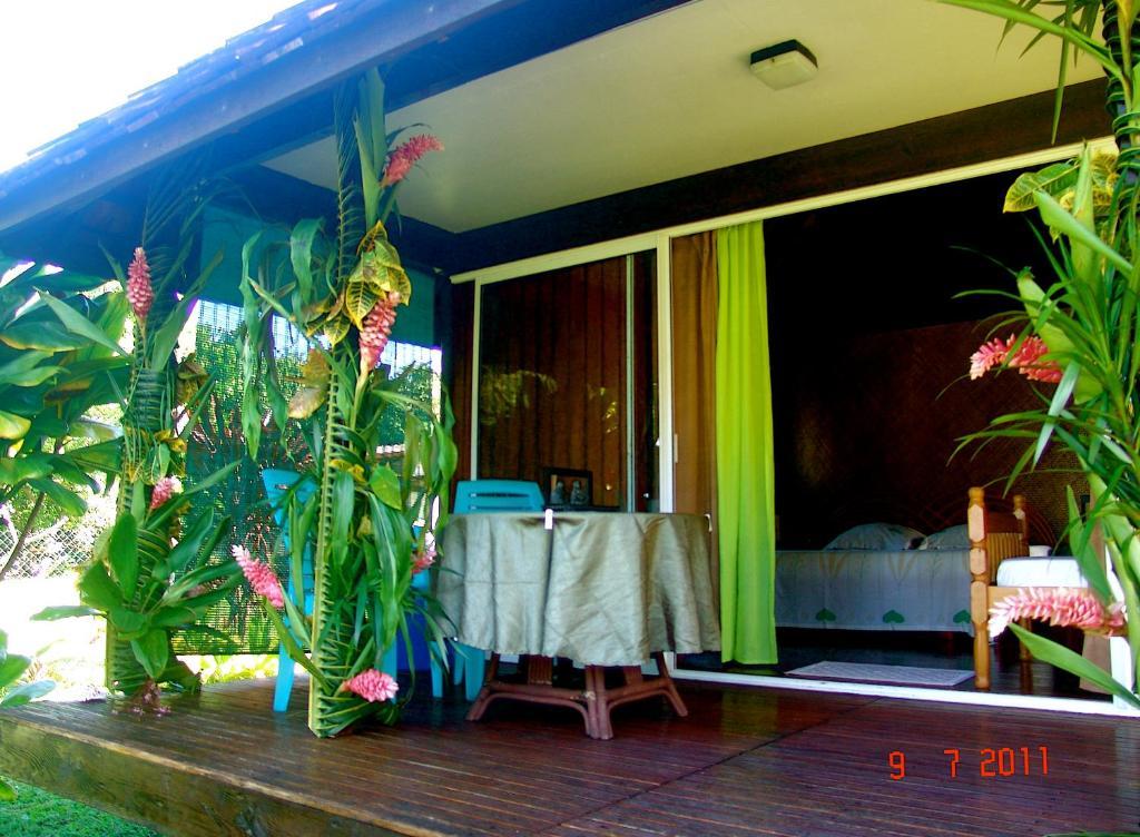 Tauhanihani Village Lodge La Vague Bleue Teahupoo Room photo